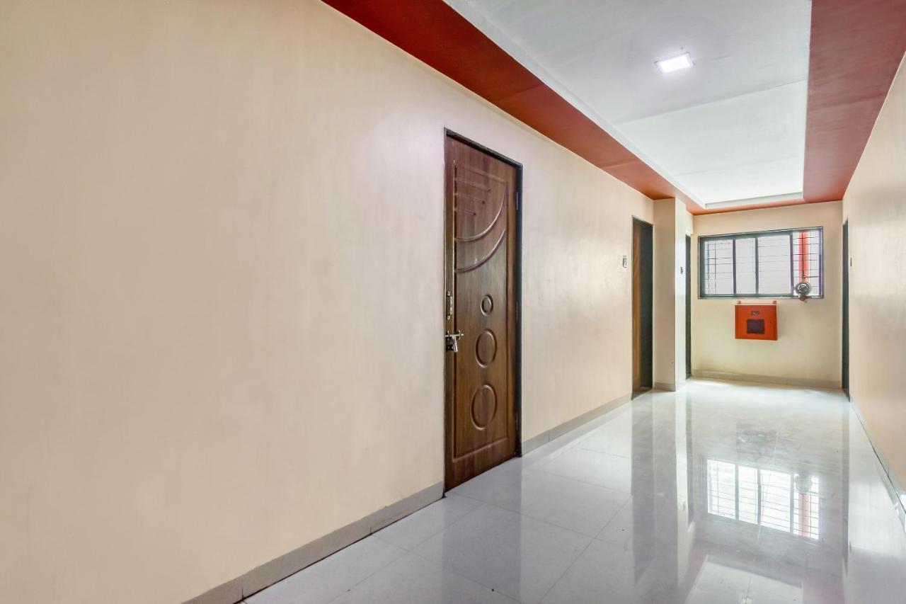 סולאפור Oyo Hotel Samarth Lodge מראה חיצוני תמונה